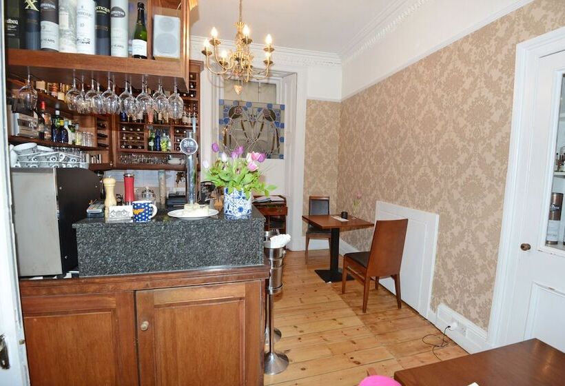 민박 Callander Meadows