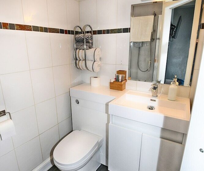 민박 Callander Meadows