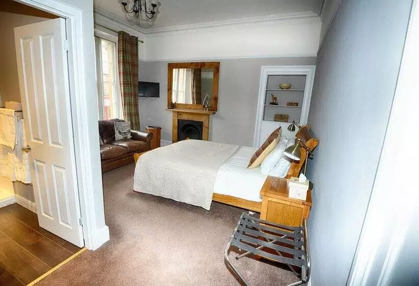 Aamiaismajoitus (B&B) Callander Meadows