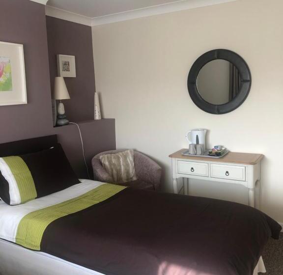 Aamiaismajoitus (B&B) Fernlea Guest House