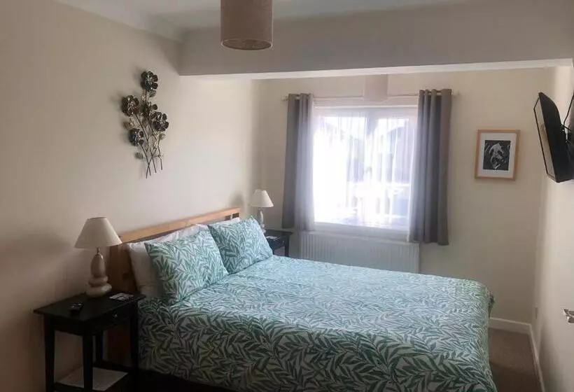 ベッドアンドブレックファースト Fernlea Guest House