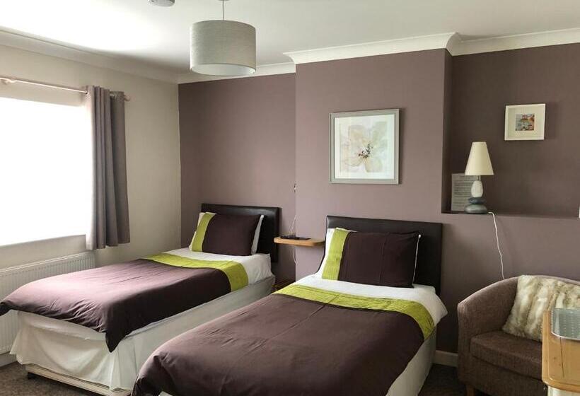 Aamiaismajoitus (B&B) Fernlea Guest House