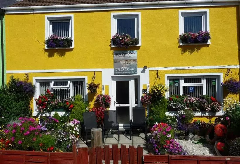 ベッドアンドブレックファースト Globe Guesthouse