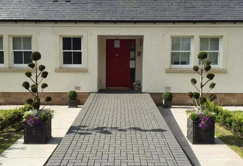Aamiaismajoitus (B&B) Greenlees Lodge