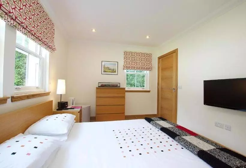 Aamiaismajoitus (B&B) Greenlees Lodge
