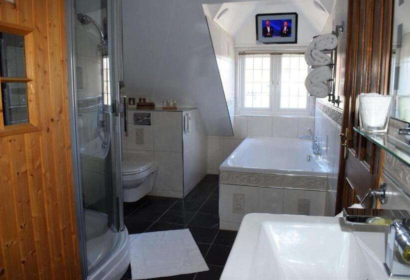 تختخواب و صبحانه Riverside Escape