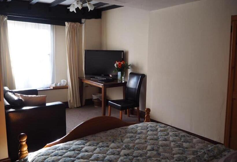 مبيت وإفطار The Crosskeys Inn