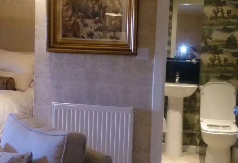 تختخواب و صبحانه The Townhouse