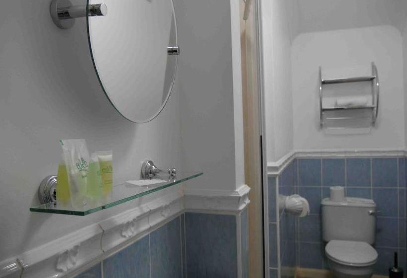 مبيت وإفطار The Windsor Guest House