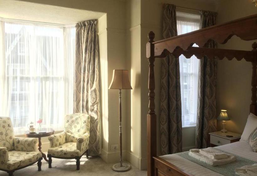 تختخواب و صبحانه Woodstock Guest House