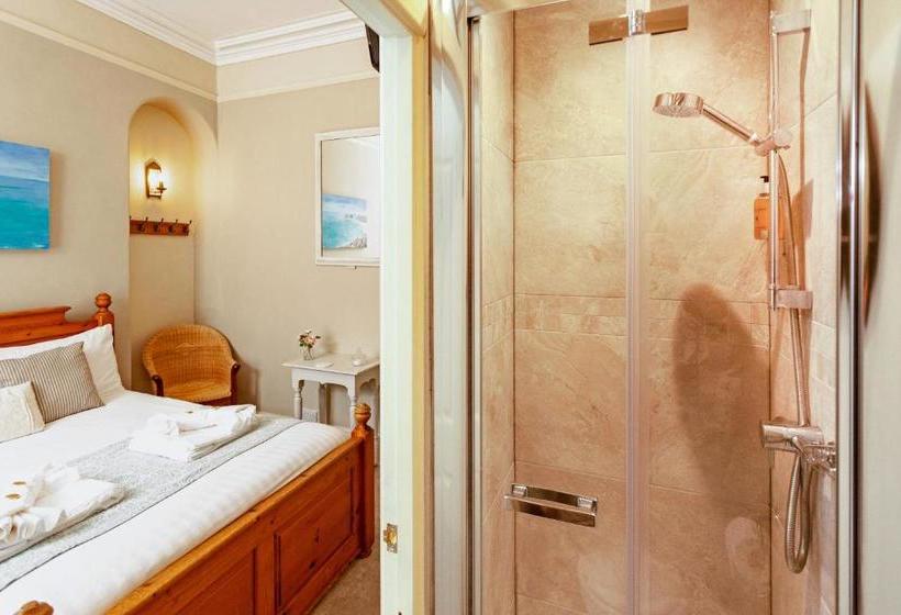 تختخواب و صبحانه Woodstock Guest House