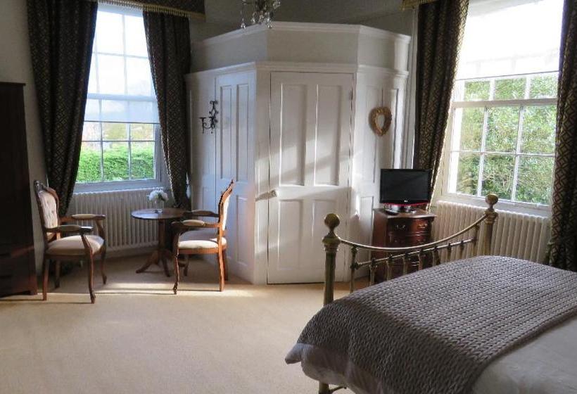 Hollybank Bed And Breakfast