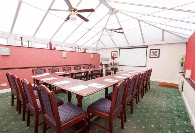 Hotel Roselawn