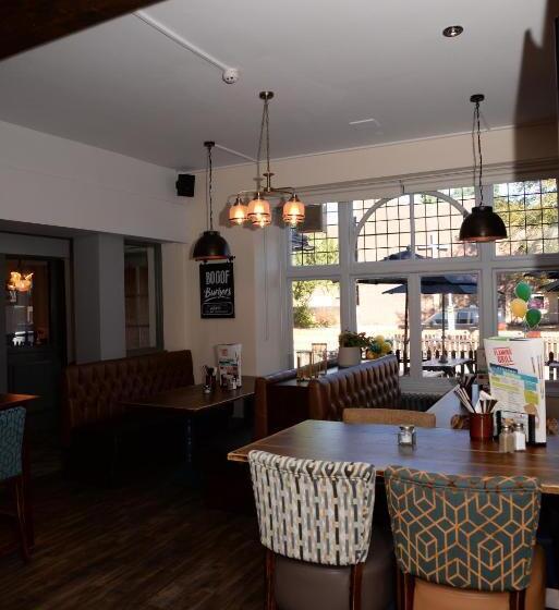 فندق Southern Cross