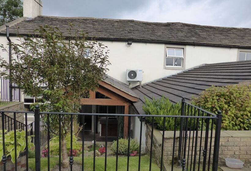 ホテル The Craven Heifer Inn