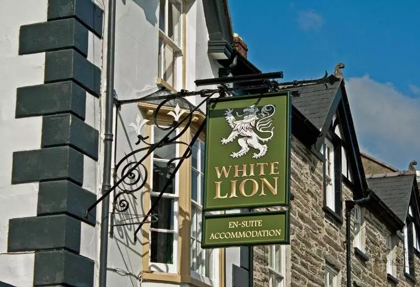 Hotelli The White Lion