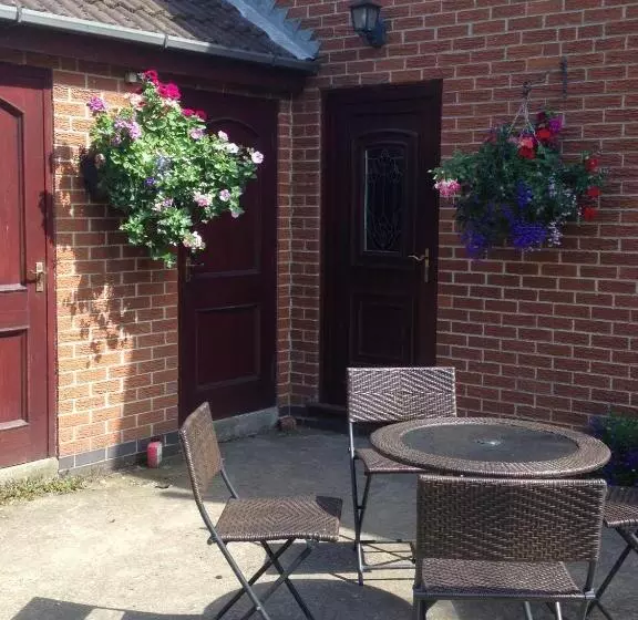 The Farmhouse B&b