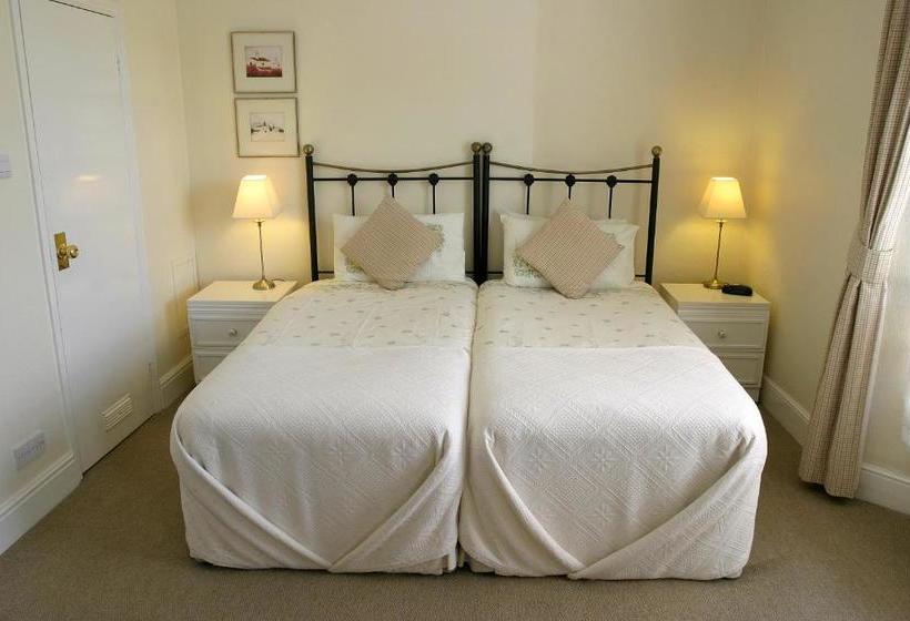 مبيت وإفطار The Swallows B And B