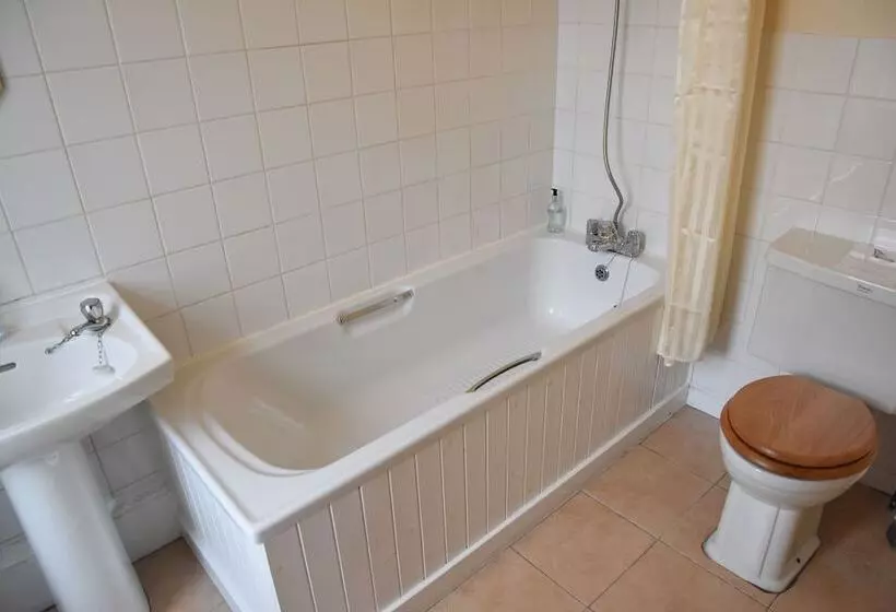 ユースホステル Corran House Guest House