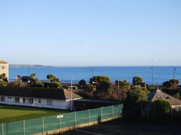 Bed and Breakfast Duporth Guest House