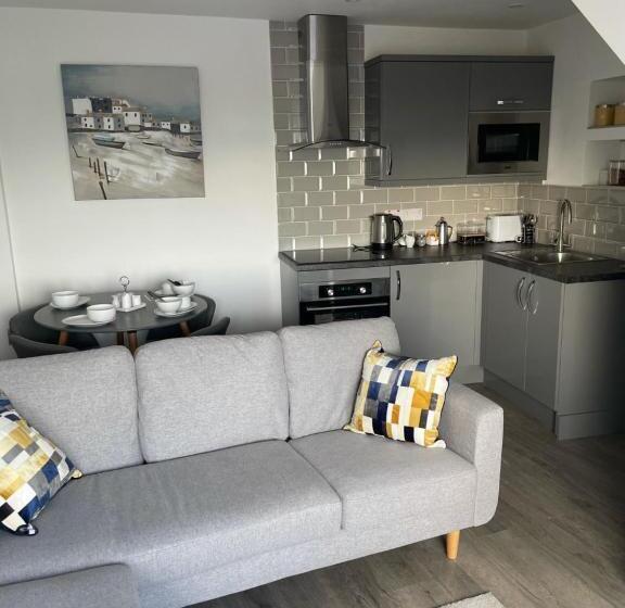 Bed and Breakfast Duporth Guest House