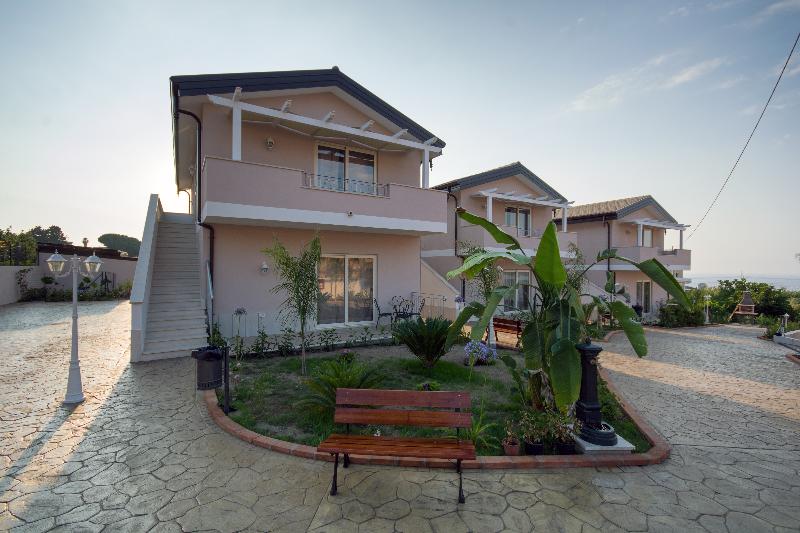 ベッドアンドブレックファースト Residenza Borgo Italico