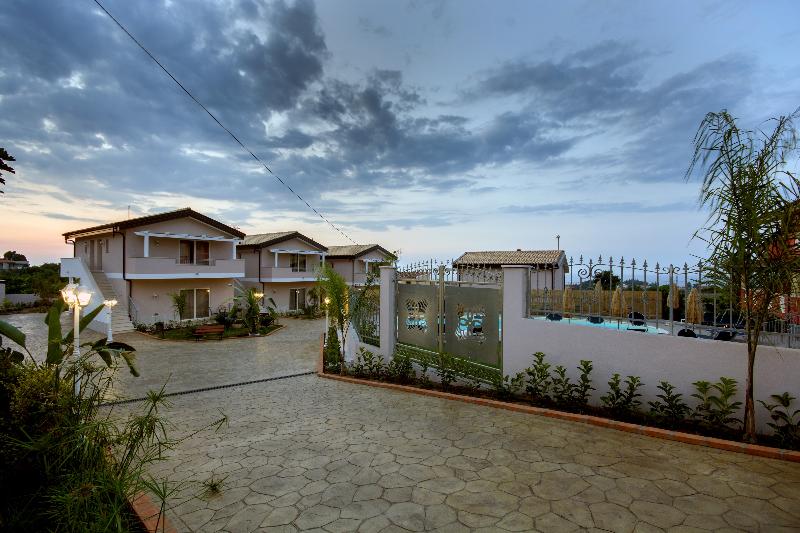 ベッドアンドブレックファースト Residenza Borgo Italico