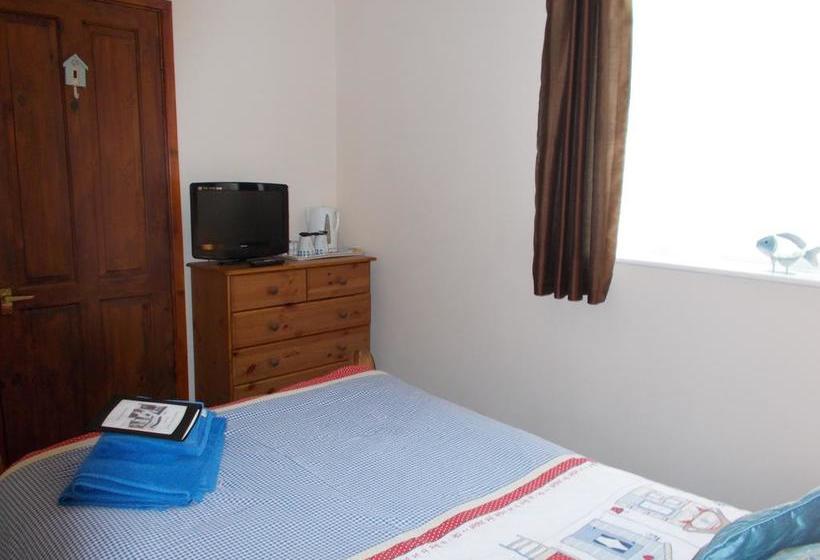 تختخواب و صبحانه Sandcastles Guest House