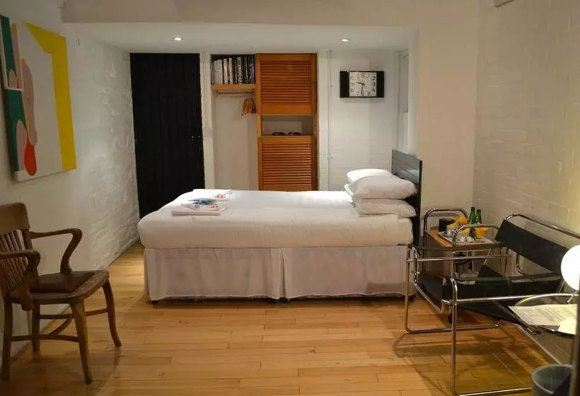 Aamiaismajoitus (B&B) Shelley Guest House