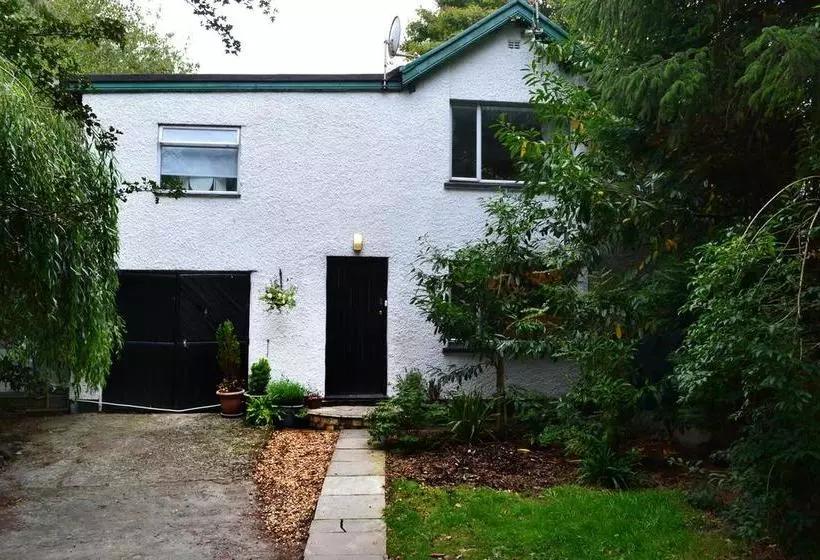 Aamiaismajoitus (B&B) Shelley Guest House