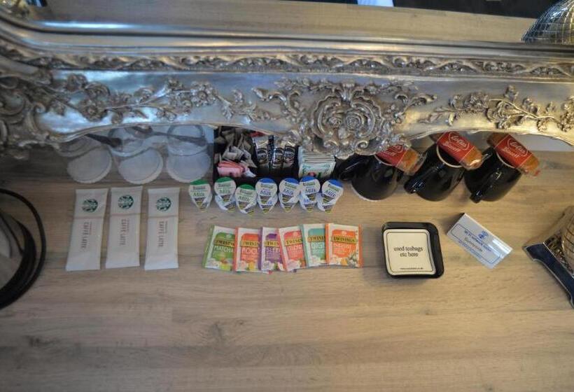 مبيت وإفطار Sunnyside Guest House Southport