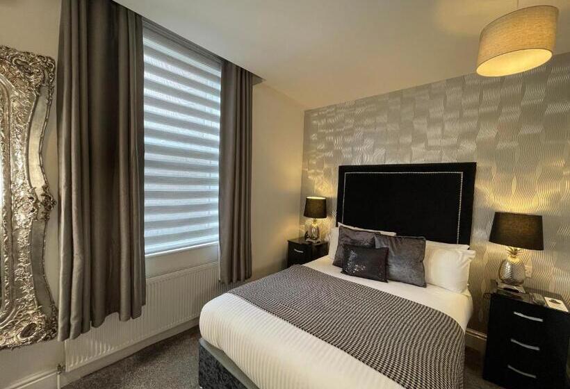 مبيت وإفطار Sunnyside Guest House Southport