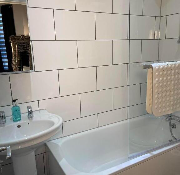 مبيت وإفطار Sunnyside Guest House Southport