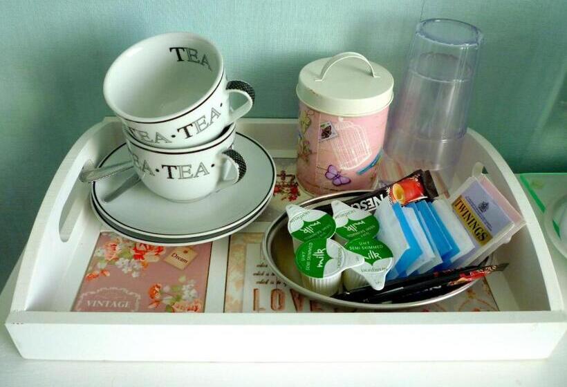 Bed and Breakfast The Norman Guest House