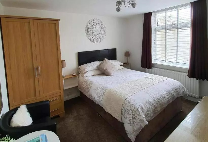 Aamiaismajoitus (B&B) Tregarthen Adult Only