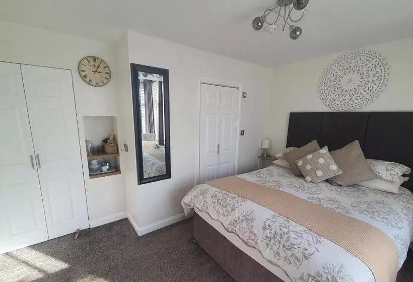 Aamiaismajoitus (B&B) Tregarthen Adult Only