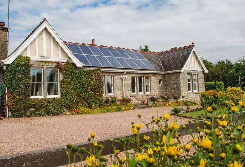 تختخواب و صبحانه Vicarsford Lodge Guest House