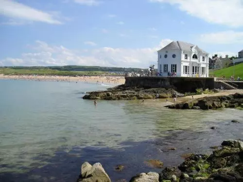 هتل Albany Lodge