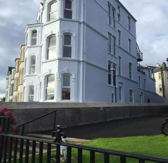 هتل Albany Lodge