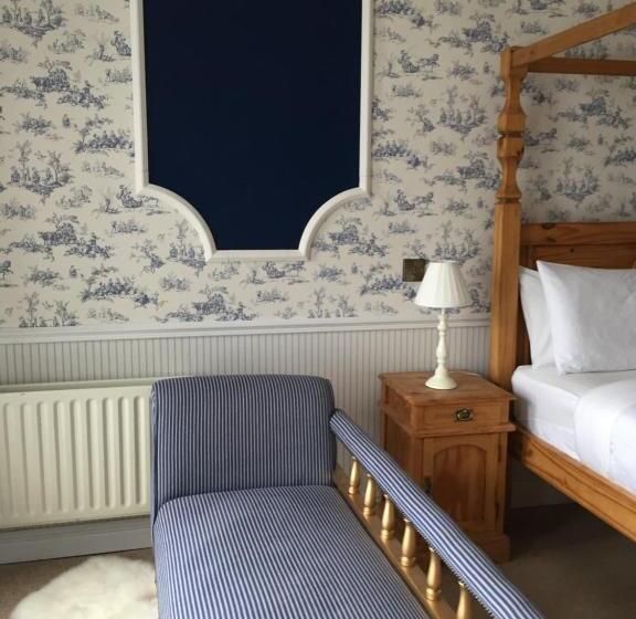 فندق Albany Lodge