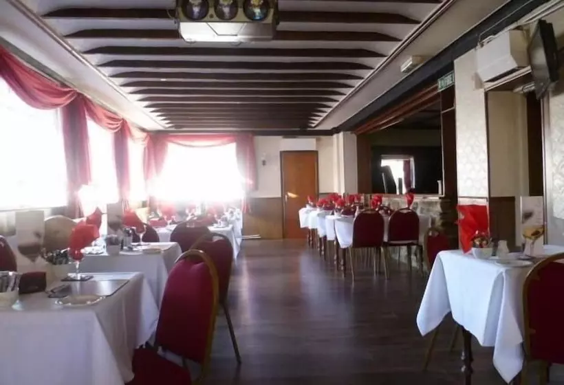 Hotelli Belle Vue