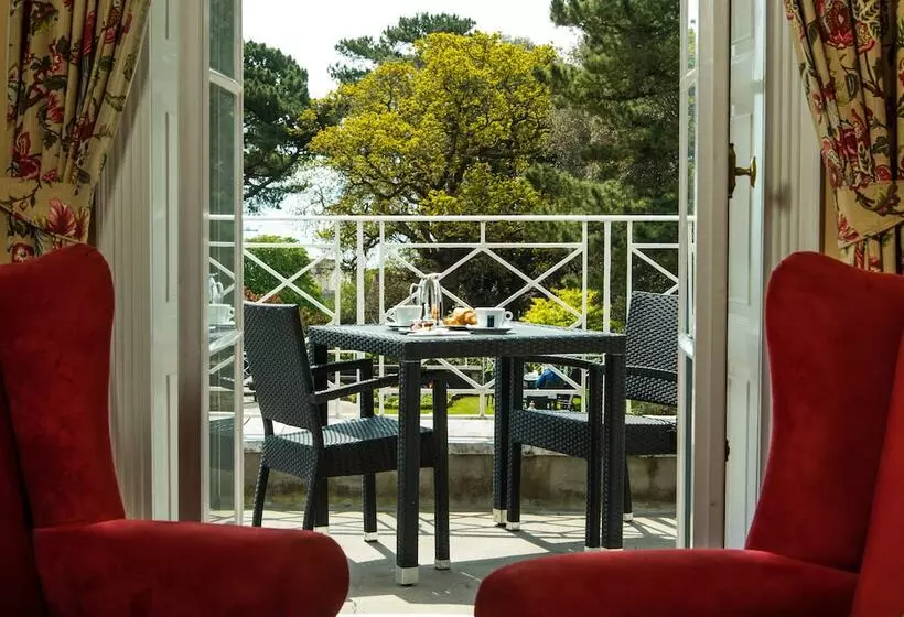 Hotel Cliffden