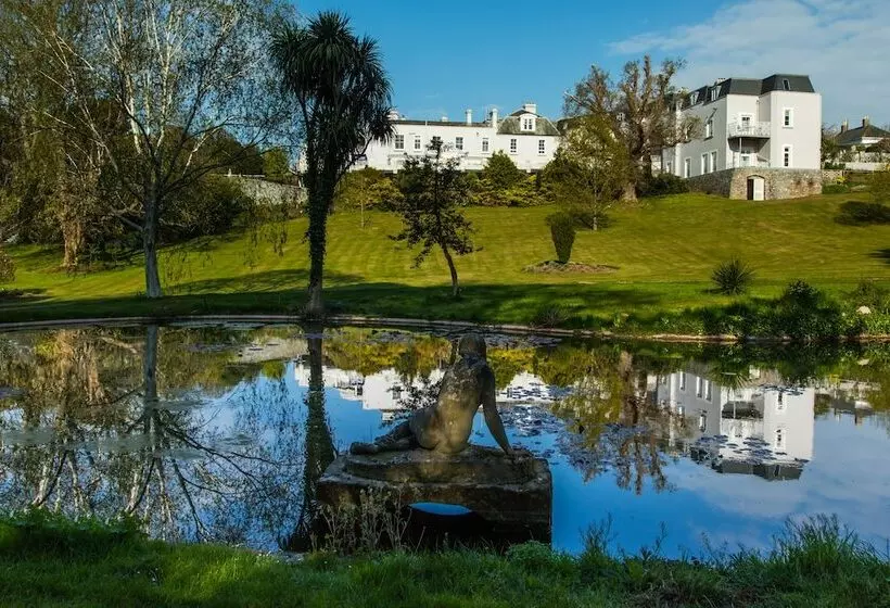 Hotel Cliffden