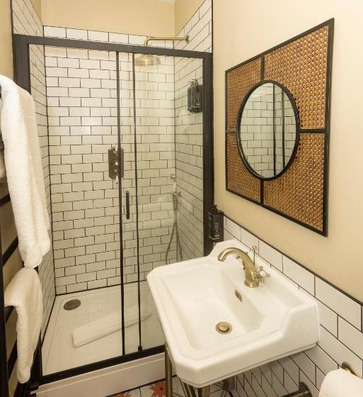 בית מלון כפרי Eype S Mouth Country