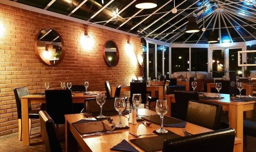 호텔 The Eyre Court