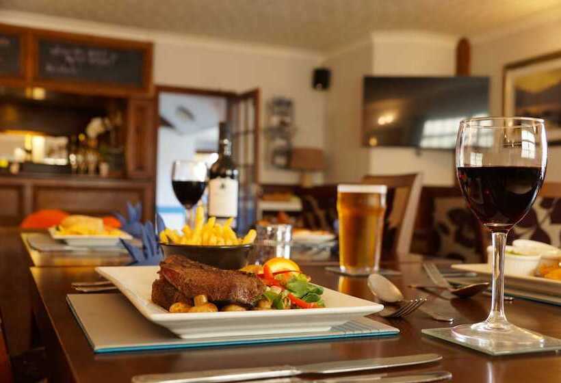 호텔 The Eyre Court