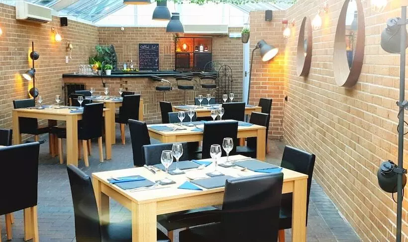 Hotelli The Eyre Court