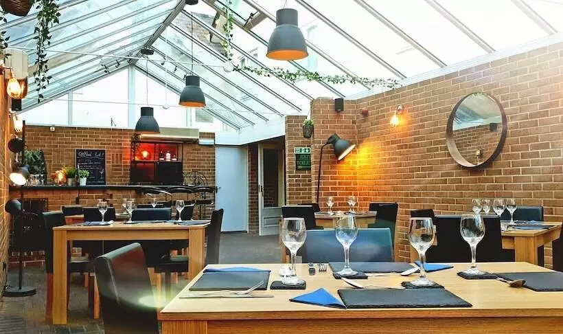 Hotelli The Eyre Court