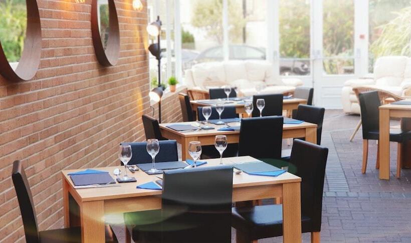 호텔 The Eyre Court