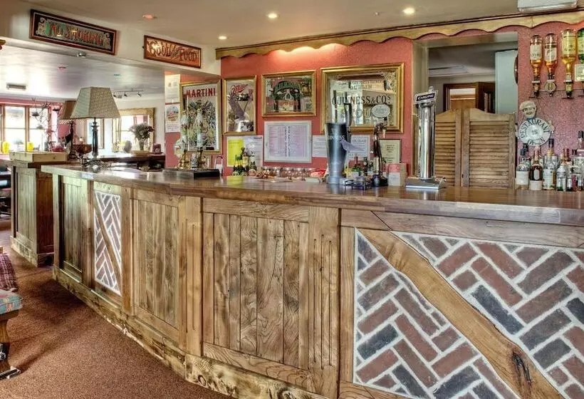 Hotelli Great Danes Licenced Guesthouse